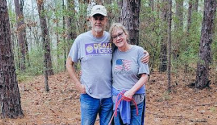 Scott Gill (MABS, MDiv, USA) and Jennifer Gill (MM, USA)